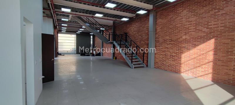 Local Comercial en Arriendo, AEROPUERTO EL DORADO, Bogotá D.C. - Vista 2