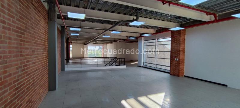 Local Comercial en Arriendo, AEROPUERTO EL DORADO, Bogotá D.C. - Más