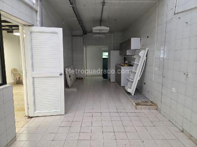 Casa de 5 alcobas en arriendo en Chico Norte, Bogotá, 300 m² · foto 9 de 15