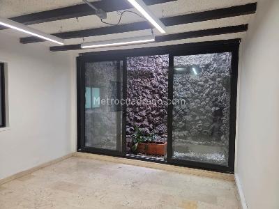 Casa de 5 alcobas en arriendo en Chico Norte, Bogotá, 300 m² · foto 2 de 15