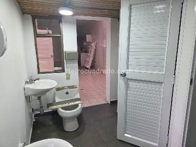 Casa de 5 alcobas en arriendo en Chico Norte, Bogotá, 300 m² · foto 14 de 15