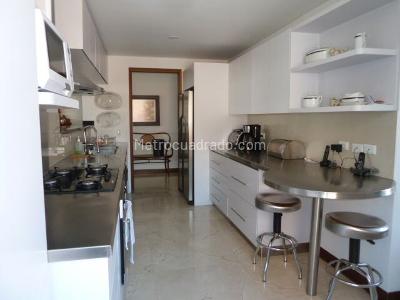 Apartamento de 3 alcobas en venta en La Arboleda, Cali, 220 m² · foto 9 de 20