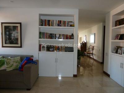 Apartamento de 3 alcobas en venta en La Arboleda, Cali, 220 m² · foto 11 de 20