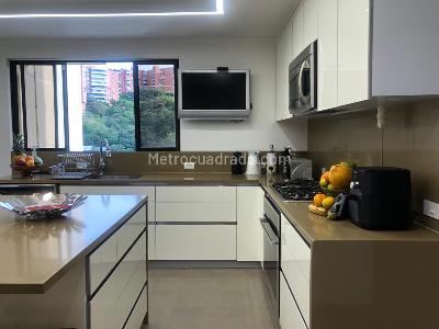 Apartamento de 3 alcobas en venta en Santa Teresita, Cali, 270 m² · foto 6 de 18