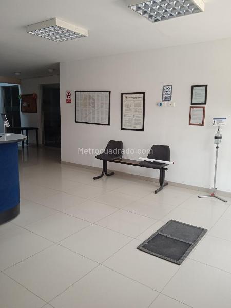 Edificio de Oficinas en Arriendo, La Flora, Cali - Vista 4