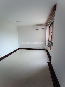 Apartamento de 3 alcobas en venta en Multicentro, Cali, 154 m² · foto 8 de 20