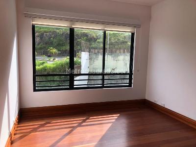 Apartamento de 3 alcobas en venta en Cristales, Cali, 256 m² · foto 11 de 20