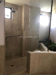 Apartamento de 3 alcobas en venta en Cristales, Cali, 256 m² · foto 17 de 20