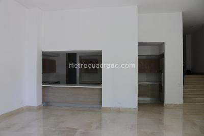 Apartamento en venta en Santa Rita, Cali · foto 3 de 12
