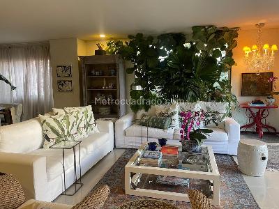 Apartamento de 3 alcobas en venta en Santa Rita, Cali, 250 m² · foto 5 de 10