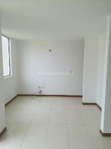 Apartamento en venta en Napoles, Cali · foto 3 de 18