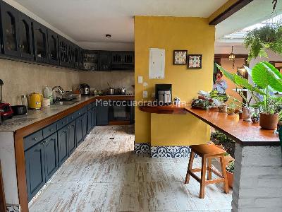 Casa de 3 alcobas en venta en San Antonio, Cali, 390 m² · foto 6 de 20