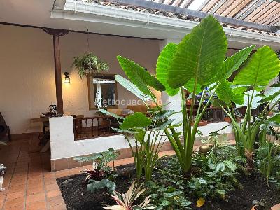 Casa de 3 alcobas en venta en San Antonio, Cali, 390 m² · foto 12 de 20