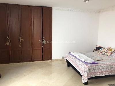 Casa de 5 alcobas en arriendo en Santa Rita, Cali, 630 m² · foto 16 de 20