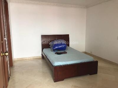 Casa de 5 alcobas en arriendo en Santa Rita, Cali, 630 m² · foto 18 de 20