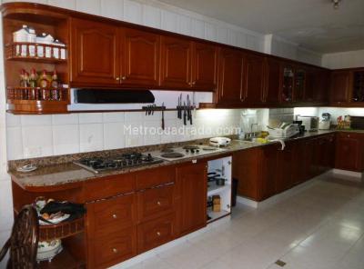 Casa de 5 alcobas en arriendo en Santa Rita, Cali, 630 m² · foto 6 de 20