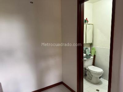 Apartamento de 3 alcobas en venta en Ciudad Jardin, Cali, 129 m² · foto 12 de 20