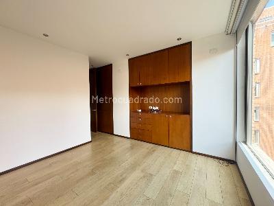 Apartamento de 4 alcobas en venta en Chico Reservado Chico, Bogotá, 198 m² · foto 11 de 20