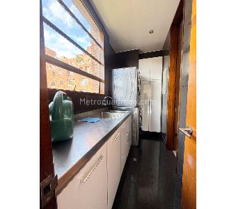 Apartamento de 4 alcobas en venta en Chico Reservado Chico, Bogotá, 198 m² · foto 9 de 20