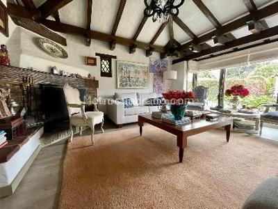 Casa de 4 alcobas en venta en Colina Gratamira, Bogotá, 220 m² · foto 1 de 19
