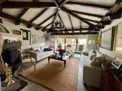 Casa de 4 alcobas en venta en Colina Gratamira, Bogotá, 220 m² · foto 7 de 19