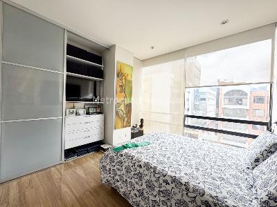 Apartamento de 2 alcobas en venta en Santa Barbara Occidental, Bogotá, 74 m² · foto 14 de 20