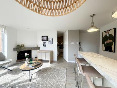 Apartamento de 1 alcoba en venta en Chico Reservado, Bogotá, 45 m² · foto 5 de 17