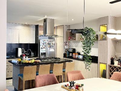 Apartamento de 3 alcobas en venta en Santa Barbara Central, Bogotá, 118 m² · foto 4 de 20