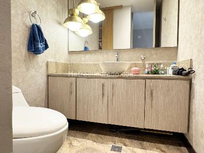 Apartamento de 3 alcobas en venta en Santa Barbara Central, Bogotá, 118 m² · foto 6 de 20
