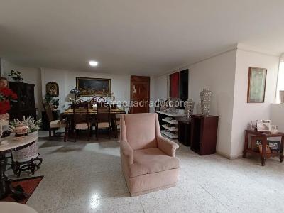 Apartamento de 3 alcobas en venta en Altos Del Prado (Norte), Barranquilla, 133 m² · foto 3 de 12