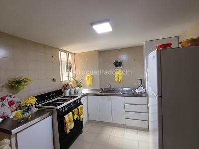 Apartamento de 3 alcobas en venta en Altos Del Prado (Norte), Barranquilla, 133 m² · foto 9 de 12