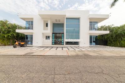 Casa de 5 alcobas en venta en El Peñon, Girardot, 500 m² · foto 4 de 20
