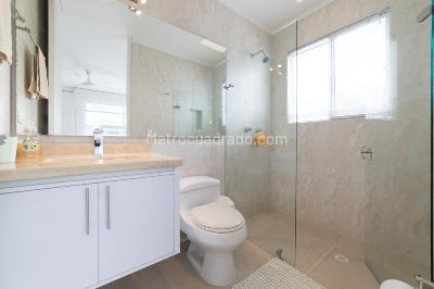 Casa de 5 alcobas en venta en El Peñon, Girardot, 500 m² · foto 10 de 20