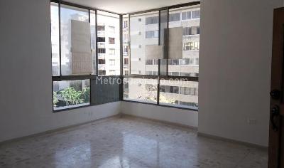 Apartamento de 3 alcobas en venta en Altos Del Prado (Norte), Barranquilla, 177 m² · foto 3 de 8