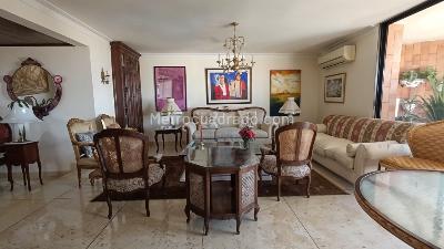 Apartamento de 3 alcobas en venta en Villa Country, Barranquilla, 272 m² · foto 2 de 16