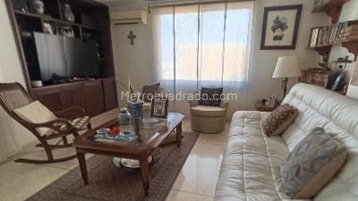 Apartamento de 3 alcobas en venta en Villa Country, Barranquilla, 272 m² · foto 3 de 16