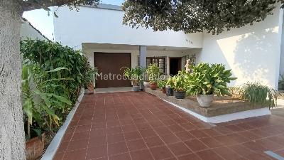 Casa en venta en Ciudad Jardin, Barranquilla · foto 3 de 16