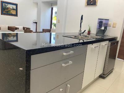 Casa de 4 alcobas en venta en Barcelona, Cartagena, 240 m² · foto 10 de 13