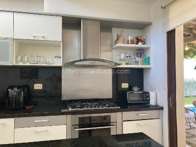 Casa de 4 alcobas en venta en Barcelona, Cartagena, 240 m² · foto 12 de 13