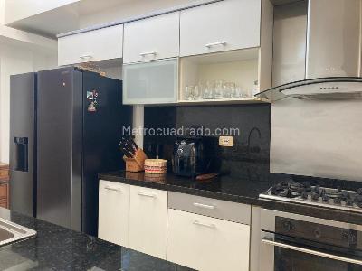 Casa de 4 alcobas en venta en Barcelona, Cartagena, 240 m² · foto 13 de 13