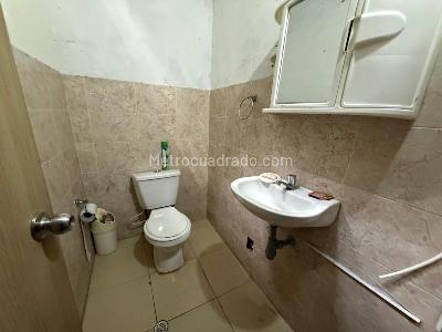 Casa de 5 alcobas en arriendo en La Union, Barranquilla, 800 m² · foto 16 de 17