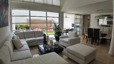Casa de 5 alcobas en venta en La Castellana, Barranquilla, 264 m² · foto 2 de 20