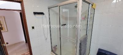 Casa de 3 alcobas en venta en Seleccionar Barrio, Bogotá, 211 m² · foto 15 de 20