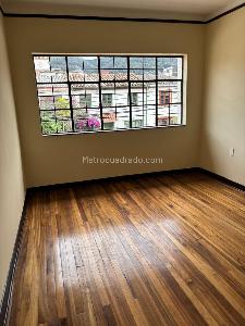 Casa de 5 alcobas en venta en Chapinero Galerias, Bogotá, 300 m² · foto 14 de 20
