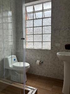 Casa de 5 alcobas en venta en Chapinero Galerias, Bogotá, 300 m² · foto 17 de 20