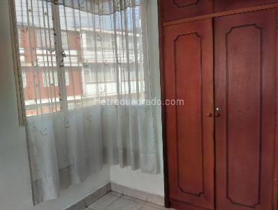 Casa de 5 alcobas en venta en San Marcos, Bogotá, 353 m² · foto 14 de 19