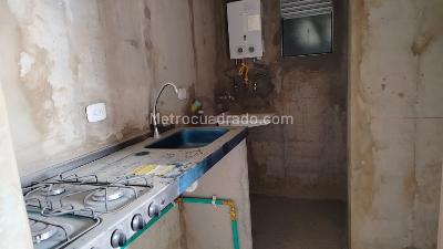 Apartamento de 2 alcobas en venta en Fontibon, Bogotá, 39 m² · foto 4 de 14