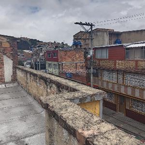 Casa en venta en San Jose Sur Oriental, Bogotá · foto 3 de 6