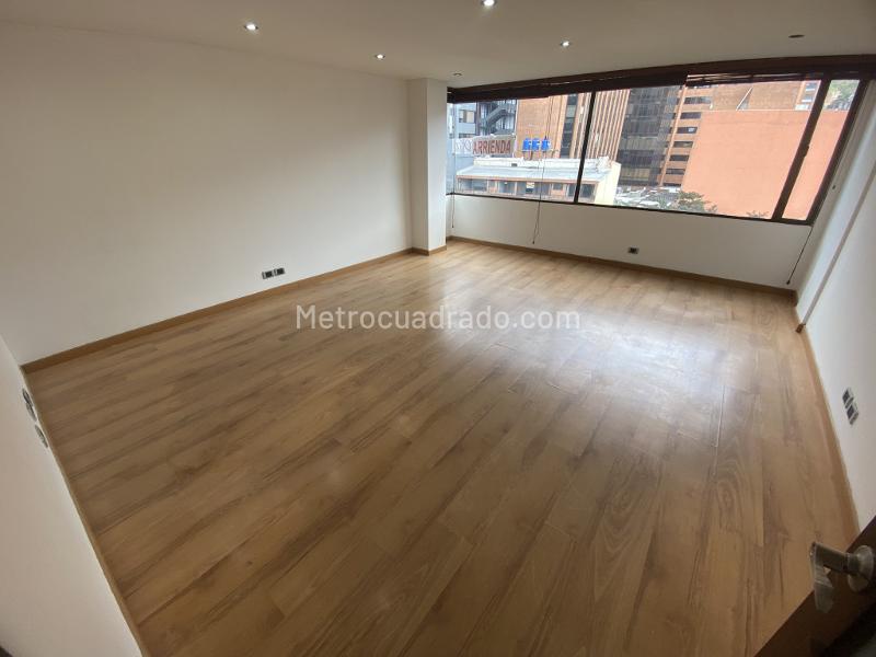 Oficina en Arriendo, Quinta Camacho, Bogotá D.C. - Vista 2