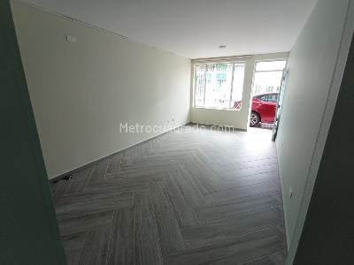 Apartamento de 2 alcobas en arriendo en San Jose De Spring, Bogotá, 83 m² · foto 3 de 20